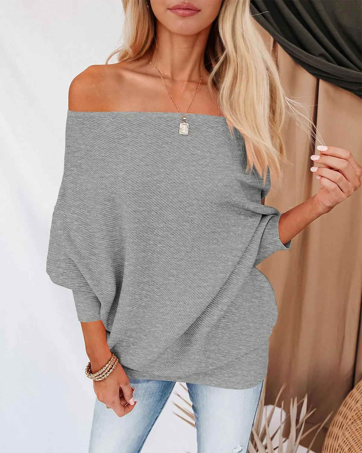 Zenlonr Women's Fall Sweaters 2025 Casual Long Batwing Sleeve Loose Off Shoulder Knit Pullovers Jumper Tops